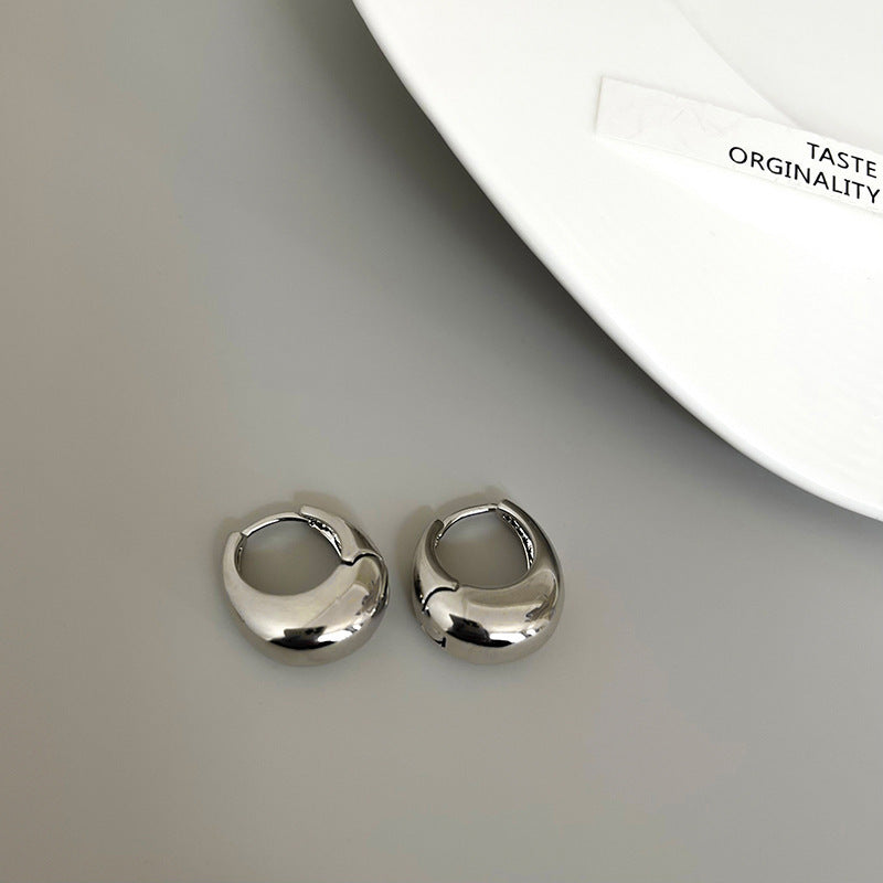 Wholesale Simple oval silver needle earrings